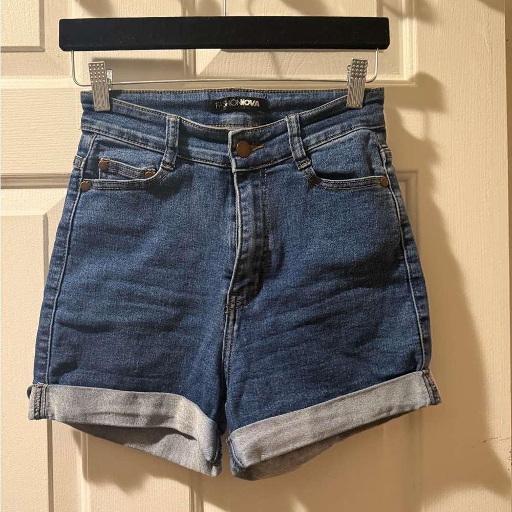 Fashion Nova Women's Blue Denim Shorts